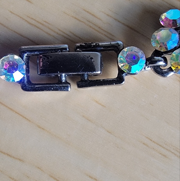 Vintage Elegant Floral Statement Crystal Necklace - Picture 4 of 7